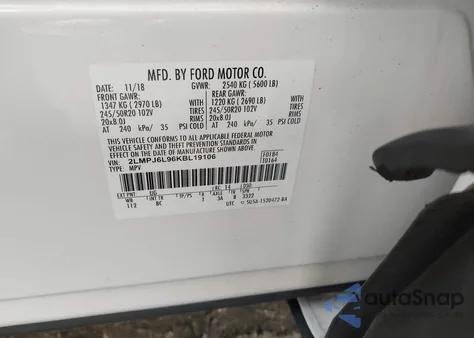 2019 Lincoln Nautilus Reserve z USA, uszkodzony, nr VIN 2LMPJ6L96KBL19106